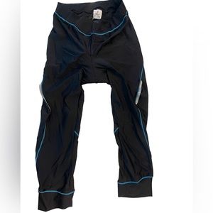 4ycycling Women's padded Bicycle Pants Size Small NWT